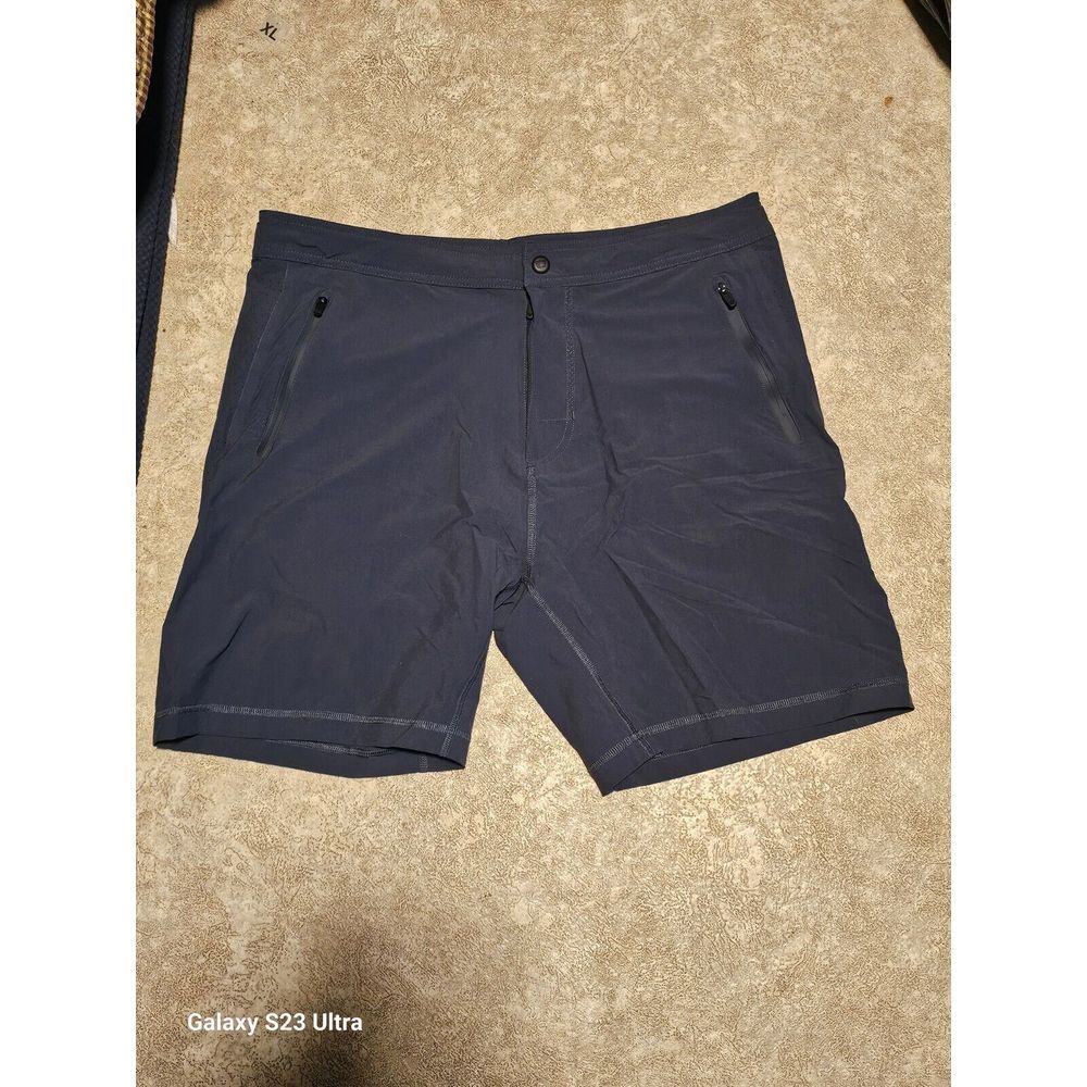 Mack Weldon Shorts Mens XL Board Shorts Gray Hybrid Pocket Outdoor.